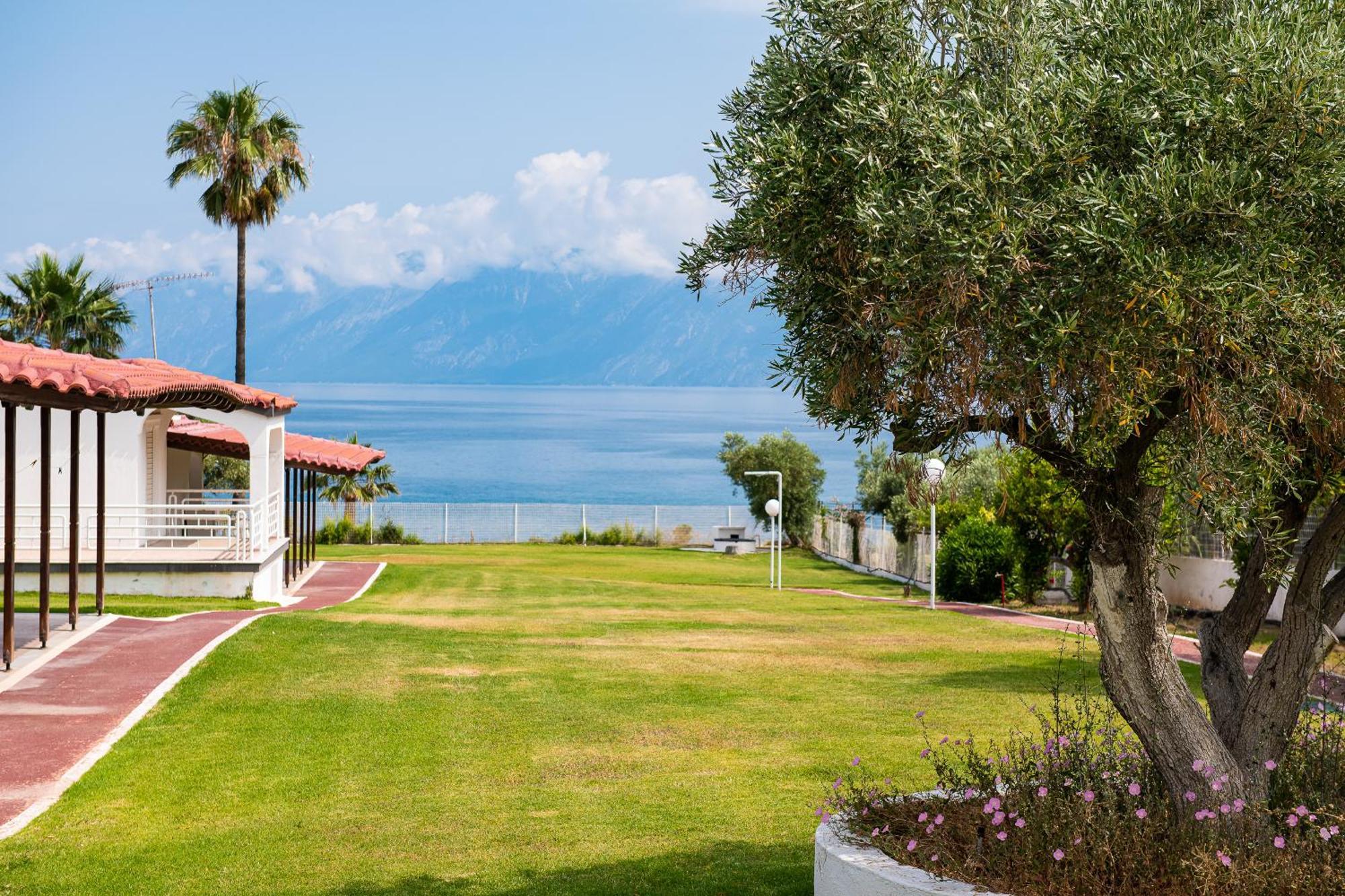 Blue Marine Village Chalkida Exterior foto